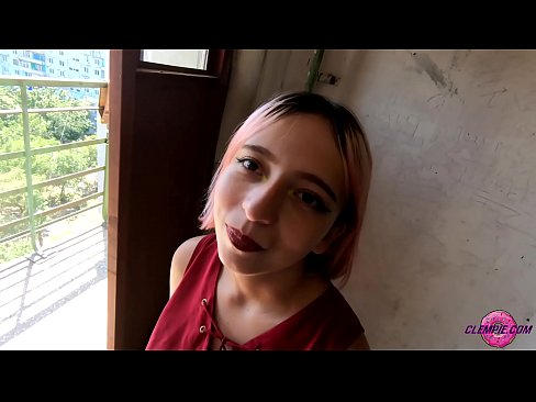 ❤️ Dareenka Ardayga ayaa ka nuugay qof qalaad oo dibadda jooga - Cum on wajigiisa ❤ Galmo ❌